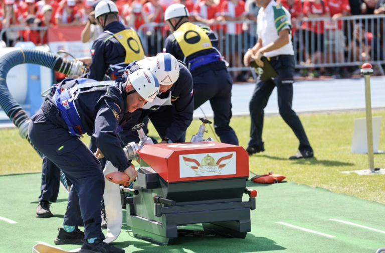 FRÝDEČTÍ HASIČI A SKALICKÉ HASIČKY – MISTŘI ČR A ÚČAST NA OLYMPIÁDĚ